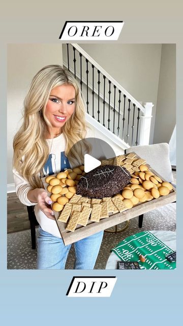 Macy Blackwell on Instagram: "Oreo Football Dip!🏆🏈 I make this every year for Super Bowl Sunday, and it’s always a 10/10! Super easy to make, and looks so cute!! Warning: super addicting!!!! Ingredients: 18 Double Stuf Oreos 8 oz cream cheese 1 stick butter 2 tablespoons chocolate syrup 2 cups powdered sugar Package of mini chocolate chips White frosting Dippers like graham crackers, pretzels, vanilla wafer cookies! Directions: 1. Crush Oreos into a food processor until fine. Dump into a large bowl. 2. Add in cream cheese and butter. Beat until smooth. 3. Add in chocolate syrup and powdered sugar. Beat until combined. 4. Pour mixture into plastic wrap, place in the fridge to chill for a couple hours. 5. When ready to serve, form into a football shape, and cover with the mi Football Oreo Dip Recipe, Football Oreo Dip, Super Bowl Dessert Charcuterie Board, Oreo Football, Super Bowl Charcuterie Board, Tailgate Dips, Football Dip Recipes, Football Dip, Oreo Dip