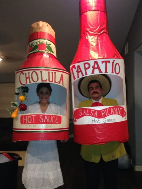 Cholula & Tapatío Hot Sauce Hot Sauce Costume, Diy Salsa, Food Halloween Costumes, Salsa Costume, Funny Couples Memes, Funny Couple Halloween Costumes, Homemade Hot Sauce, Clever Halloween