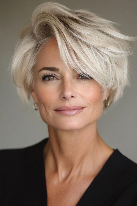 40 Chic Short Hairstyles for Older Women Older Women With Blonde Hair, Stylish Short Bob Hairstyles, Short Haircut Side Part, Blonde Over 50, Short White Hair For Older Women, Hairstyles For Short Bob, Women's Short Hairstyles, Textured Bob Short, Short Blonde Hair Bobs