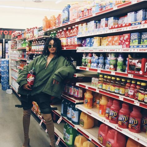 Bodega Photoshoot Ideas, Asian Market Photoshoot, Bodega Aesthetic Photoshoot, Nyc Bodega Photoshoot, Convenience Store Aesthetic Photoshoot, Convience Store Aesthetic Photoshoot, Target Photoshoot Ideas, Instagram Photo Dump Aesthetic, Convince Store Photoshoot