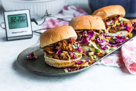 Asian Pork Sliders, Recipes Using Pulled Pork, Recipe Using Pulled Pork, Cubed Beef Recipes, Asian Pulled Pork, Romantic Recipes, Red Cabbage Slaw, Pulled Pork Sliders, Pulled Pork Recipe