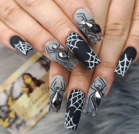 A collection of 25  trendy and cute spider web nail designs for you to choose from! Horror Nails, Cute Spider, Holloween Nails, Halloween Acrylic Nails, Black Acrylic Nails, Purple Nail Designs, Gothic Nails, Pointed Nails, Pearl Nails