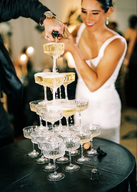 Champagne tower inspiration Stacked Champagne Glasses Wedding, Wedding Entrance Champagne, Roaring 20s Champagne Tower, Champagne Tour Wedding, Champagne Tower Wedding Aesthetic, Champagne Towers Wedding, Champagne Tower On Wine Barrel, Champagne Wedding Tower, Champagne And Cake Reception