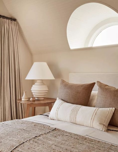 Could your bedroom use a new shade of color? We've rounded up 17 bedroom paint colors that can help transform your space, like this calming beige. Best Bedroom Paint Colors, Beige Bedroom, Serene Bedroom, Colonial Revival, Bedroom Paint Colors, Hudson River, Bedroom Paint, Historic Home, Best Interior Design