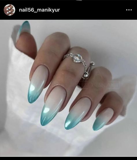 Crazy Nails Designs, Fresh Nail Designs, Unghie Sfumate, Chrome Nails Designs, Latest Nail Trends, Ombre Nail Designs, White Nail, Classy Nails, Fancy Nails