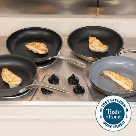 The Best Non-Stick Frying Pan Brands According to Kitchen Pros Best Non Stick Frying Pan, Ina Garten Chicken Soup, Pioneer Woman Pecan Pie, Best Non Stick Cookware, Decorative Pie Crust, Non Stick Frying Pan, Homemade Chicken Stock, Fresh Fruit Salad, Cranberry Bread