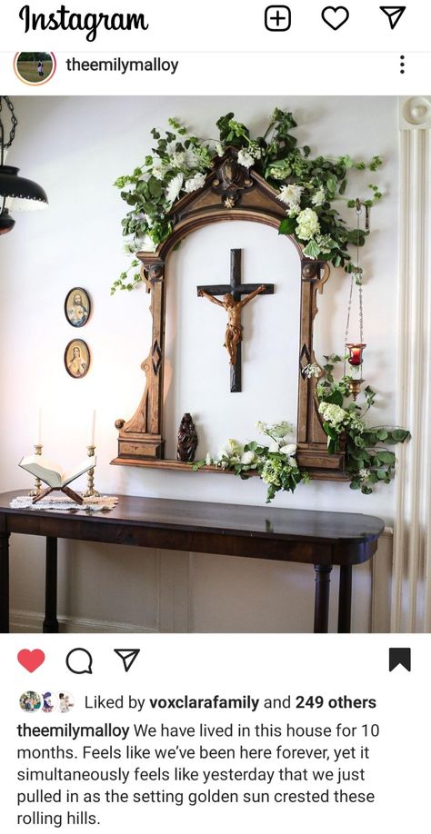 Hallway Altar Ideas, Home Shrine Ideas, Virgin Mary Home Altar, Chapel Room In House, Oratory Catholic Home Altar, Jesus Alter Ideas At Home, Prayer Garden Ideas Church, Christian Altar Ideas, Family Altar Catholic Home