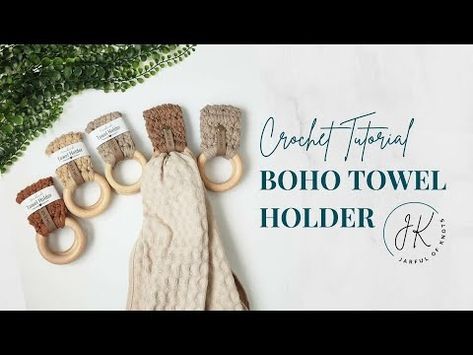 Boho Towel Holder, Easy and Quick Crochet Project in under 30 minutes! - YouTube Diy Towel Holder Bathroom, Macrame Towel Holder, Crochet Towel Tops, Kitchen Towels Hanging, Crochet Towel Holders, Chunky Yarn Crochet, Crochet Towel Topper, La Christmas, Crochet Ring