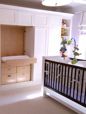 Minimalistic Nurseries - Nursery Ideas - Slideshows Diy Changing Table, Ideas Habitaciones, Baby Room Diy, Changing Tables, Baby Changing Table, Baby Nursery Neutral, Nursery Closet, Small Closets, Build A Closet