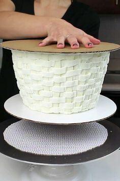 64 Birthday Cake, Easter Cake Designs, Basket Weave Cake, Cake For Easter, Easter Cake Decorating, Easter Basket Cake, Cake Basket, Coconut Buttercream, Make A Basket