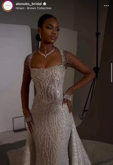 Simple Wedding Dresses Black Women, Comfy Prom Dress, Bride Dress Black Woman, Wedding Dress With Sleeves Black Women, Unique Wedding Dresses Black Women, Wedding Dresses Ideas Black Women, Custom Wedding Dress Black Women, Wedding Dresses With Sleeves Black Woman, White And Gold Wedding Dress Black Woman