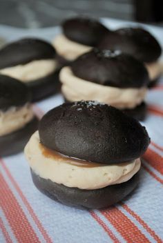 Salted Caramel Whoopie Pies Whoopee Pie, Whoopie Pie Recipe, Whoopie Pie, Whoopie Pies, Eat Dessert First, How Sweet Eats, Eat Dessert, Cookie Desserts, Sweets Desserts