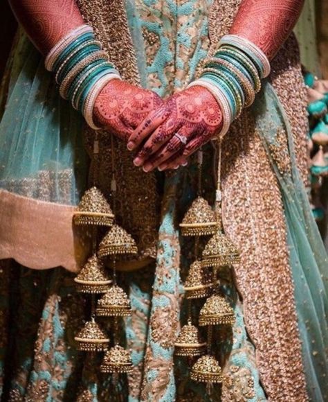 Kaleera Designs, London Thumakda, Incredible Dresses, Ankita Sharma, Wedding Bangles, Desi Dress, Bridal Chura, Bride Jewelry, Indian Jewellery Design