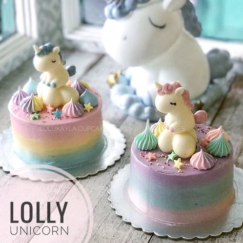 Cute Unicorn Cake, Cake Aesthetic, Mini Tortillas, Cartoon Cake, Bento Cake, Unicorn Cake, Cute Unicorn, Buttercream Cake, Butter Cream