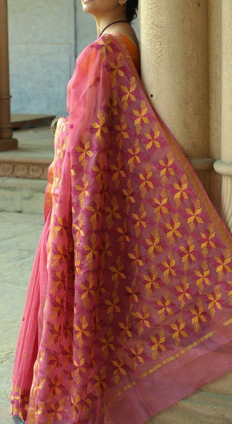 Phulkari in kota silk Boutique Saree, Punjabi Girl, Phulkari Saree, Baluchari Saree, Kasavu Saree, Sambalpuri Saree, Phulkari Embroidery, Saree Blouse Styles, Phulkari Dupatta