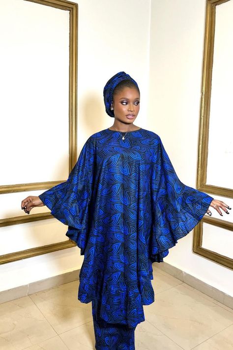 Hello lovelies, welcome to another fashion blogpost. I am quite delighted to have you here my fashionistas. Today we would be journeying through the land of Stunning, elegant Asoebi styles to make you talk of the Party. Visit our page for more styles. Eid Ankara Styles Hausa, Hausa Styles For Women, Arewa Hausa Styles, Adire Bubu Styles, Elegant Asoebi Styles, Arewa Styles, Modele Wax, Adire Styles, Tailoring Ideas