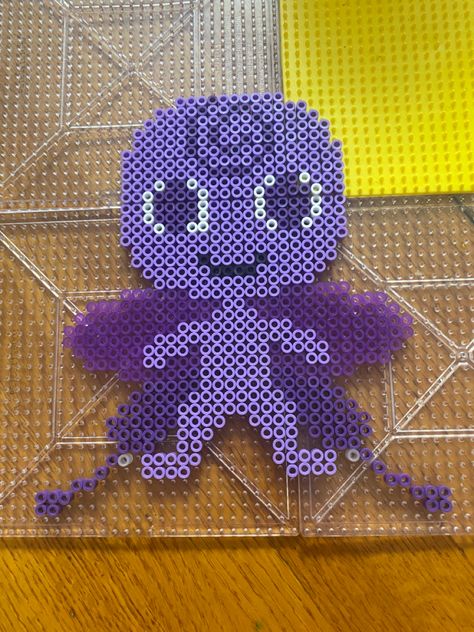 Miraculous Kwami Perler Beads, Miraculous Perler Beads, Miraculous Ladybug Perler Beads, Ladybug Perler Beads, Hama Beads Design, Melty Beads, Anime Room, Diy Perler Bead Crafts, Diy Perler Beads