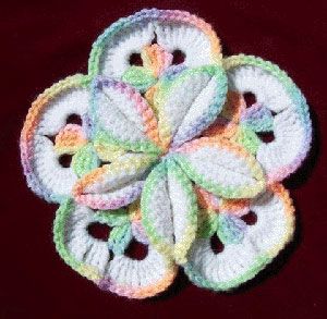 beautiful design Crocheted Potholders, Bamboo Crochet, Crochet Potholder Patterns, Crochet Hot Pads, Potholder Patterns, Star Burst, Crochet Potholders, Crochet Hook Set, Crochet Kitchen