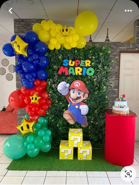 Super Mario Bros Birthday Party Ideas, Super Mario Bros Pinata, Mario Birthday Balloons, Super Mario Bday Party, Mario Party Decor, Mario Party Party, Mario Birthday Decorations, Super Mario Party Decorations, Super Mario Birthday Party Decorations