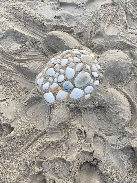 Vacation Summer Aesthetic, Aesthetic Summer Pictures Beach, Beach Sand Photos, Turtle Made Out Of Sea Shells, Beach Sand Ideas, Beach Vacay Vibe, Sand Ideas At Beach, Beach Sand Pictures, Aesthetic Sea Pictures