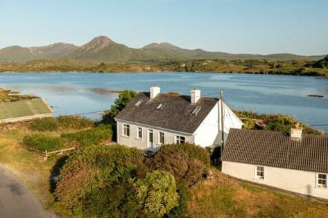 Properties For Sale in Ireland | Rightmove Ireland Houses, Houses In Ireland, Apartments For Sale, Estate Agent, Property For Sale, Villa, Real Estate