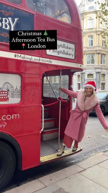 LAURA-ANN on Instagram: "My kind of tour bus 😂🎄🥂 🍰 … This was the Christmas afternoon tea bus.. It was really lovely and took 1.5 hours round the sights of London while playing cheesy Christmas music 😂🙌🏻🎄! Booked through ‘Brigits bakery’.. they do them all year round I think .. loved it 😍🥂🍰 ( top tip would be to book the top deck.. we were on the bottom as I only booked it last week & it was the only availability but I think the top would be even better 🫶🏻✨🥂)" London Tea Bus Tour, Christmas Afternoon Tea, Laura Ann, Tour Bus, 5 Hours, Christmas Music, Northern Ireland, The Christmas, Afternoon Tea