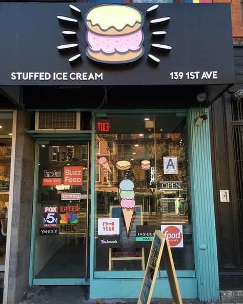 Get Ready for These Insane Desserts at Stuffed Ice Cream Ice Cream Store Design Exterior, Minimalist Ice Cream Shop, Ice Cream Signboard, Ice Cream Business Ideas, Ice Cream Store Design, Ice Cream Shop Ideas, Ice Cream Shop Interior, Insane Desserts, Small Ice Cream Shop