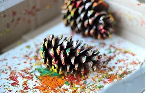 Pinecone Painting, Thanksgiving Turkey Craft, Halloween Art Projects, Kids Painting Crafts, Fall Preschool Activities, Fall Art Projects, Thanksgiving Art, Turkey Craft, Cones Crafts