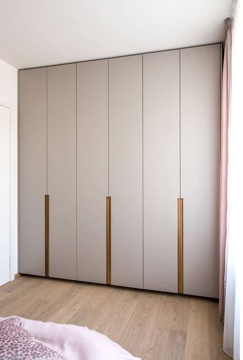 Wardrobe With Dressing, Wardrobe Internal, Wardrobe Internal Design, Wardrobe Shutter Design, Clothes Cupboard, Shutter Design, Creating A Capsule Wardrobe, Wardrobe Laminate Design, Essentials Wardrobe