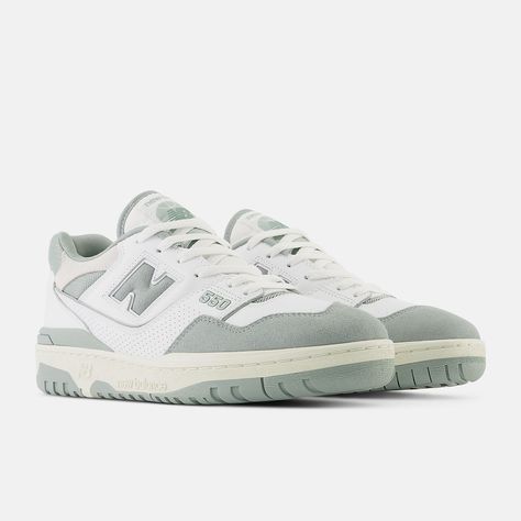 550, BB550NED Gray New Balance, Grey New Balance, Lifestyle Shoes, Mens Lifestyle, Latest Styles, New Balance, The Man, Light Grey, Latest Fashion