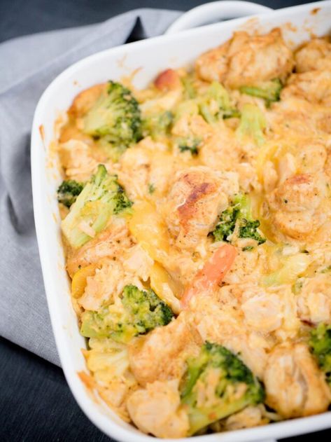 California Blend Vegetable Recipes, Chicken With Mixed Vegetables, Vegetables Casserole, Bubble Up Casserole, Spaghetti Baked, Mixed Vegetable Casserole, Chicken And Vegetable Casserole, Easy Cheesy Chicken, Tarragon Chicken