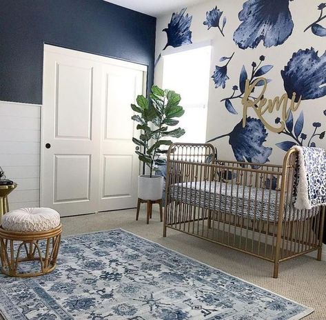 This navy nursery is gorgeous with that floral wallpaper and brass / gold accents. #nurserydecor #nurseryideas Metal Crib, Navy Nursery, Baby Nursery Inspiration, Nursery Trends, Girl Nursery Room, Wallpaper Accent, Baby Room Design, Wallpaper Accent Wall, Nursery Baby Room