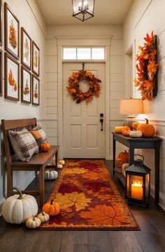 Fall Floor Decor, Cozy Hallway Ideas, Fall House Decor Outdoor, Fall Home Decor Front Porch, Thanksgiving Entryway, Halloween Entryway, Autumn House, Fall Entryway, House Bloxburg