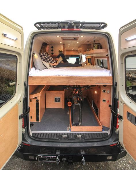 Conversion Van, Sprinter Van Conversion, Kombi Home, Van Conversion Interior, Sprinter Camper, Campervan Life, Build A Camper, Vintage Airstream, Van Life Diy