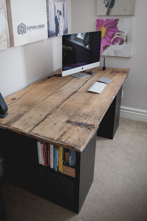 Long Narrow Desk Diy, Reclaimed Wood Desk Diy, Desks Made From Old Doors, Desk From Old Door, Homemade Desk Ideas, Rustic Desk Ideas, Wood Desk Ideas, Rustic Desks, Wood Top Desk