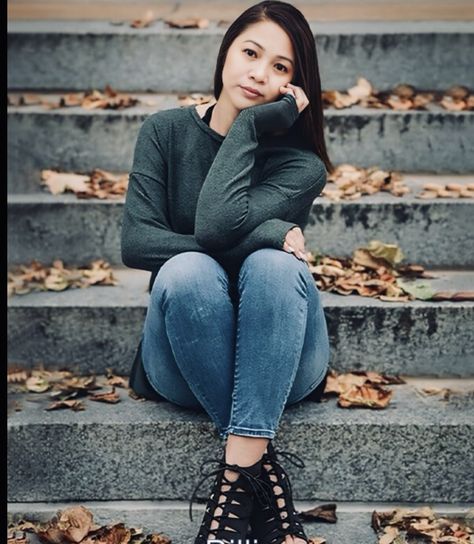 Stairs Portrait Photography, Senior Stair Photos, Photography Poses On Stairs, Sitting On Stairs Poses, Stairs Poses, Stair Poses, Heather Lee, Female Portrait Poses, Outdoor Portrait Photography