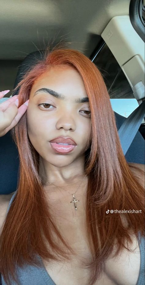 Orange Straight Hair Black Women, Fall Hair Color Black Women Natural, Ginger Streaks In Black Hair, Copper Ginger Hair On Brown Skin, Ginger Hair On Light Skin, Dyed Natural Hair Blonde, Ginger Hair Light Skin, Ginger On Black Women, Brown Ginger Hair Black Women