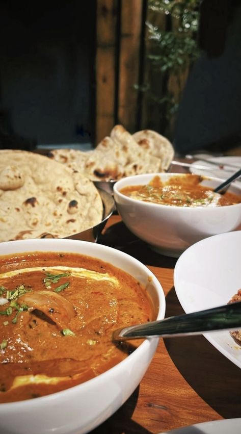 Indian Food Photography Instagram, Indian Restaurant Snap, Night Food Snapchat Story, Hotel Food Snapchat, Hotel Food Snap, Snap Food Restaurant, Indian Food Snap, Food Snaps Night, Drinks Snapchat