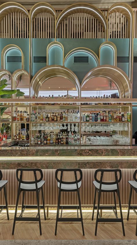 Miralice | Restaurants and bars Ariostea Art Deco Home Bar, Bar Area Design, Art Deco Restaurant, Aegina Greece, Art Deco Cafe, Bar Counter Design, Art Deco Hotel, Miami Art Deco, Contemporary Art Deco