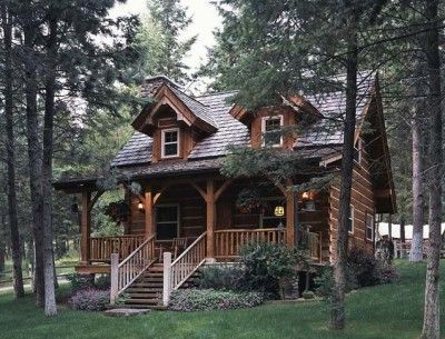 Western House Exterior, Small Log Cabin Plans, Lakefront Cabin, Western House, Veranda Design, Log Cabin Plans, Cozy Log Cabin, Small Log Cabin, Rustic Ideas