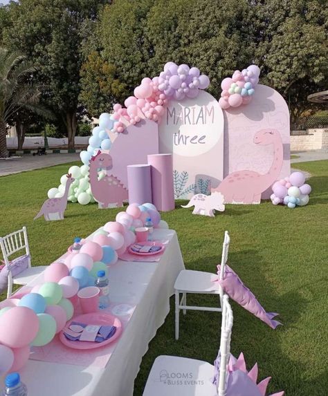 Dinosaur Princess Birthday Party, Pink Dinosaur Party Centerpieces, Girly Three Rex Party, Girl Dinasour Birthday Party Ideas, Dinosaur 4th Birthday Party Girl, Pink And Purple Dinosaur Party, Girl Dinasour Party, Pink Dino Party, Girly Dinosaur Birthday Party