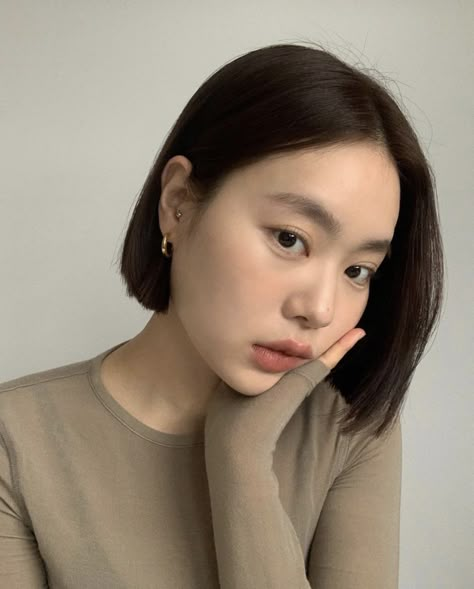 Short Hairstyle Women Hair Color, Asian Short Hair Bob, Short Bob Asian, Asian Short Haircut, Asian Hair Bob, Square Bob, Asian Bob, Korean Bob, Ulzzang Short Hair