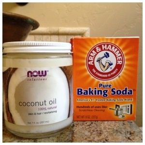 Previous pinner said: A few months ago I stopped using facewash. I use a scrub of baking soda and coconut oil every few days. On the days in between, just coconut oil. I use tiny amounts - a pinch of soda, and a bit of coconut oil the size of a pencil eraser. Wash in gentle, circular motions and rinse very well. Your face may seem oily afterward, but within a few minutes the oil is absorbed and your skin is glowing. My face used to break out regularly. Now, almost never! Exfoliating Facial Scrub, Makeup Tip, Anti Aging Creme, Tongue Health, Beauty Remedies, Pencil Eraser, Facial Scrubs, Homemade Remedies, It Goes On