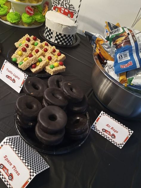 2 Fast 2 Furious Dessert Table, 2nd Bday Car Theme, Race Car Birthday Snack Ideas, Car Theme Snacks For Party, Fast Furious Party Theme, Cars Theme Birthday Party Food Snacks Ideas, Racecar Birthday Party Snacks, Racing Theme Food, Too Fast 2nd Birthday