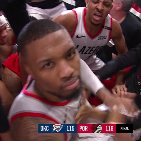 House of Highlights on Instagram: “DAMIAN LILLARD GAME WINNER SENDS THE THUNDER HOME. 🤯🤯🤯🤯🤯🤯🤯” Damian Lillard Buzzer Beater, Nba Funny Moments, Nba Pfp, Highlights On Instagram, Bronx Rappers, Nba Funny, Basketball Players Nba, Nba Memes, Nfl Photos