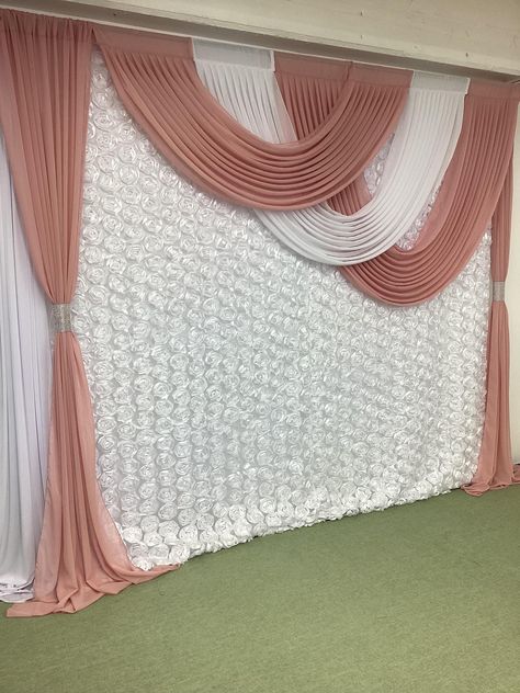 Backdrop Curtains Draping, Quinceañera Backdrop, Church Backdrop, Backdrop Inspiration, Haldi Decoration, Backdrop Curtains, Pooja Decoration, Ivory Curtains, Wedding Background Decoration