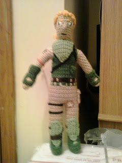 Crochet Fanatic: FORTNITE "NO SKIN" Crochet Fortnite, Fortnite Crochet, Crochet Figures, Minecraft Crochet, Crochet Characters, Stuff Toys, Quilting Videos, Embroidered Belt, Amigurumi Ideas