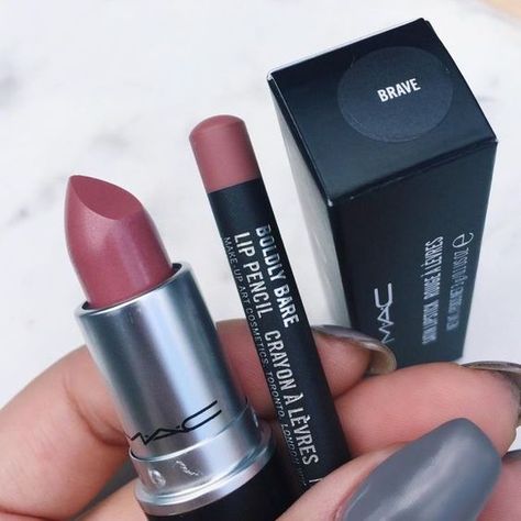 Mac Brave Mac Makeup Aesthetic, Mac Makeup Products, Mac Whirl, Mac Brave, Angelic Beauty, Mac Velvet Teddy, Mac Lipstick Shades, Lip Combos, Kylie Jenner Lipstick