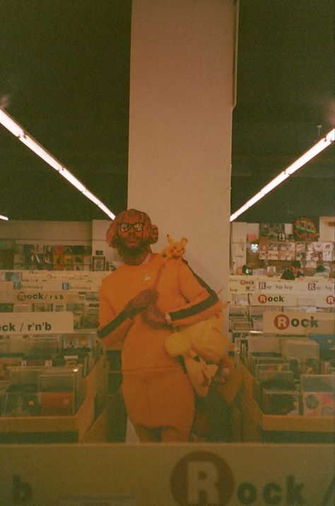 #aesthetic #thundercat #music #records Thundercat Music Artist, Thundercat Music, Musician Aesthetic, Dub Music, Artist Aesthetic, Cheese Lover, Photo Pose For Man, Music Aesthetic, Music Wall