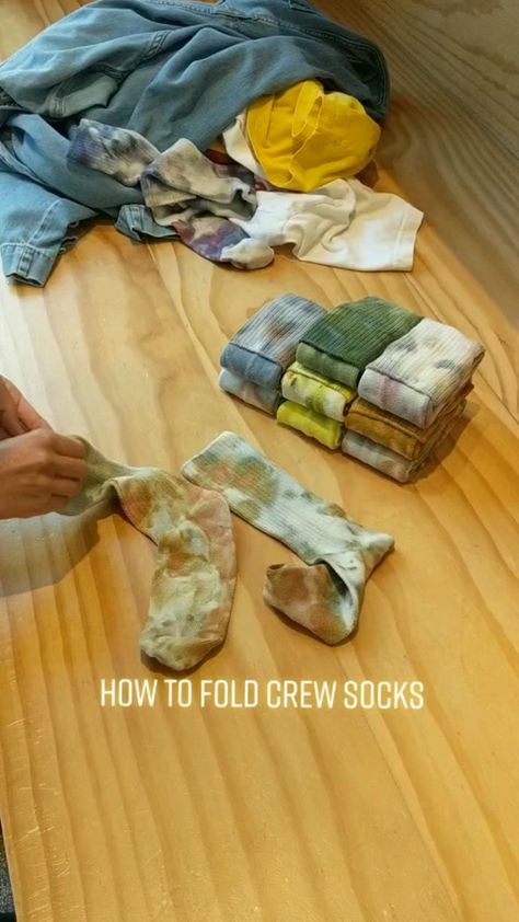 Celsious (@celsious_social) TikTok | Watch Celsious's Newest TikTok Videos Folding Socks, Packing Hacks Clothes, How To Fold Towels, Folding Laundry, Clothes Organization Diy, Diy Clothes And Shoes, Organisation Hacks, Diy Fashion Hacks, Everyday Hacks